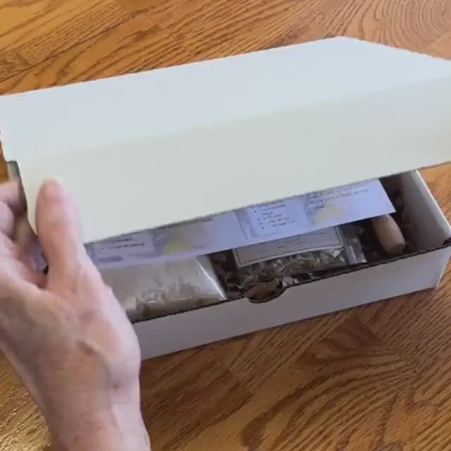 Date Night Experience Pizza & Salad Meal Kit for 2, Homemade Pizza Sauce Dough Mix Gourmet Food Gift, Italian Dressing Pizza Making Kit