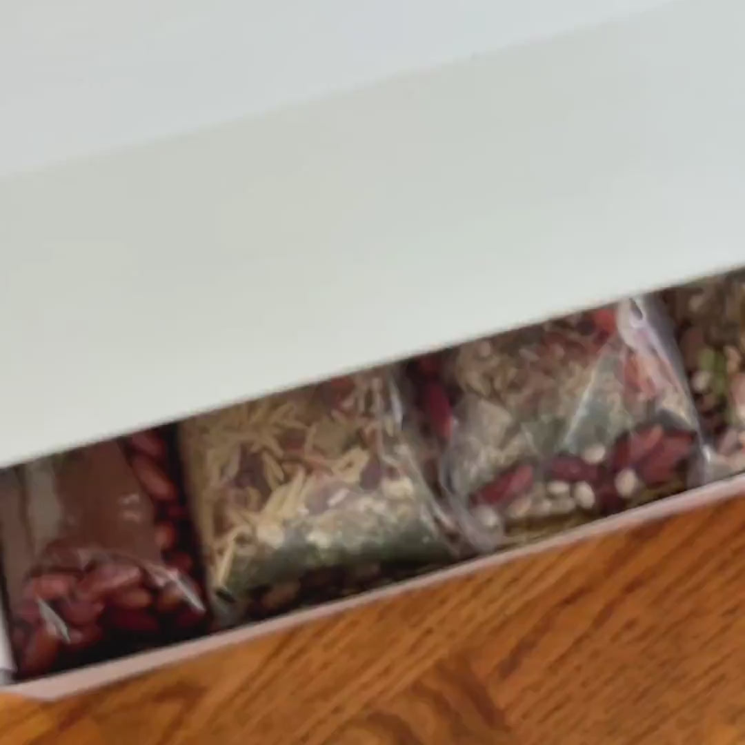 Crockpot Meals Gift Basket - 4+ Servings Each | Easy Soup, Chili, & Beans, Gourmet Food Gift for Busy Families, Fast Meal Prep, Slow cooker